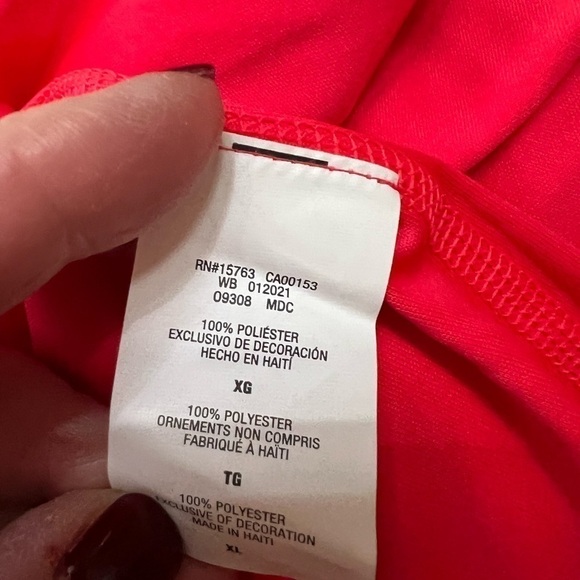 𝅺NWT-Hanes Women’s Performance Top - Picture 5 of 5